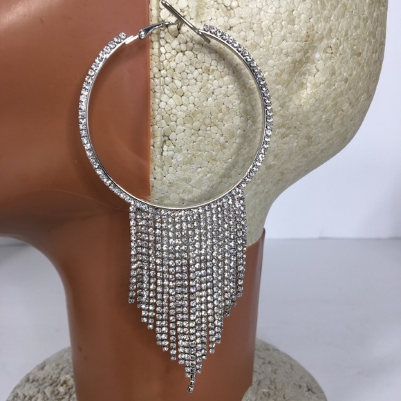 NOIR Dazzling earrings with rhinestone tassels - Picture 4 of 9